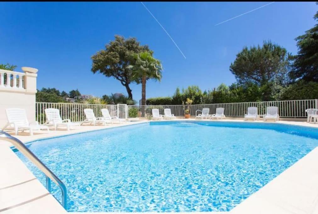 Residence De Luxe Sun Paradis, Studio Terrasse, Vue Mer Piscine Cannes Extérieur photo